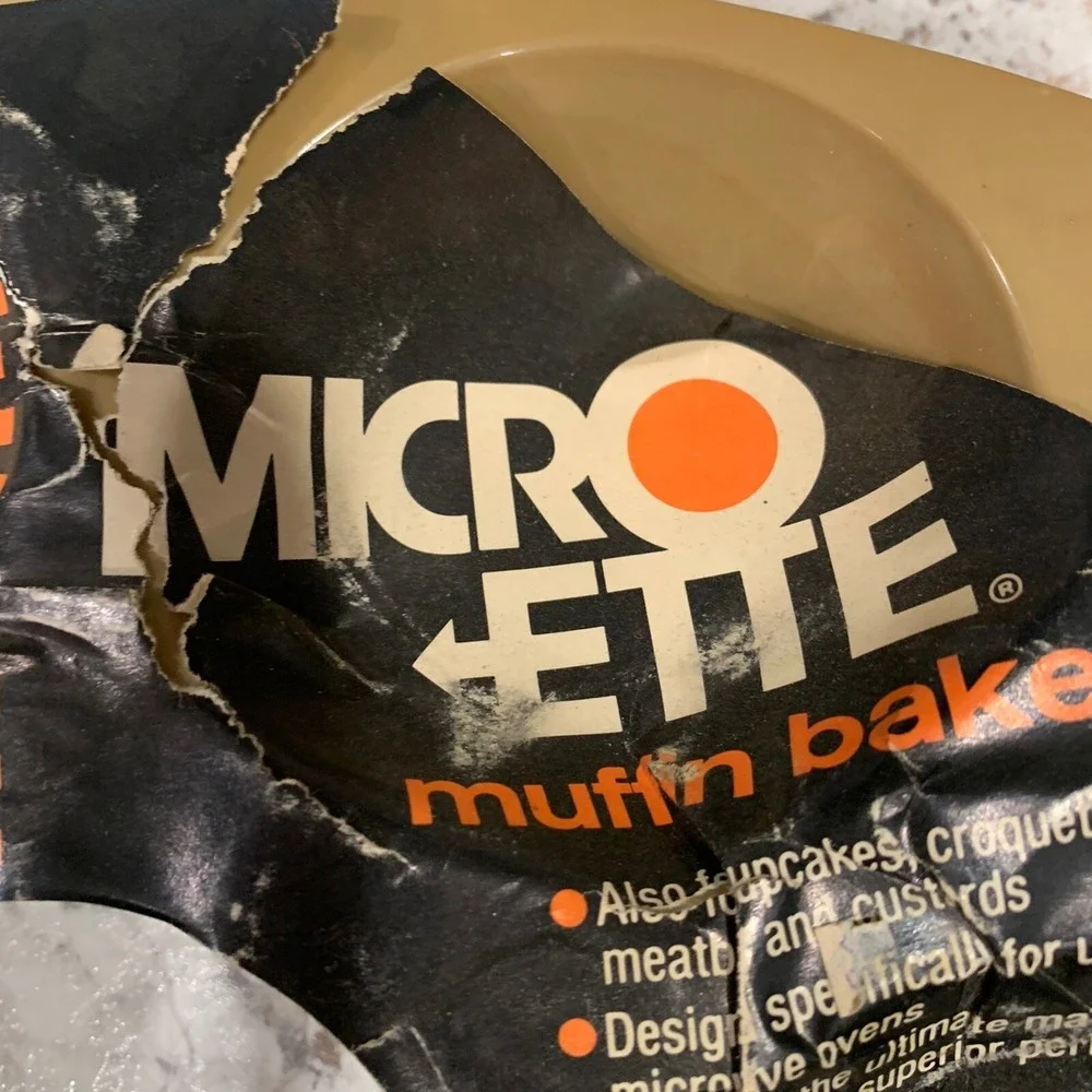 Vintage New Micro-Ette Muffin Baker Half Dozen Kitchenware Bakeware Cook Cupcake